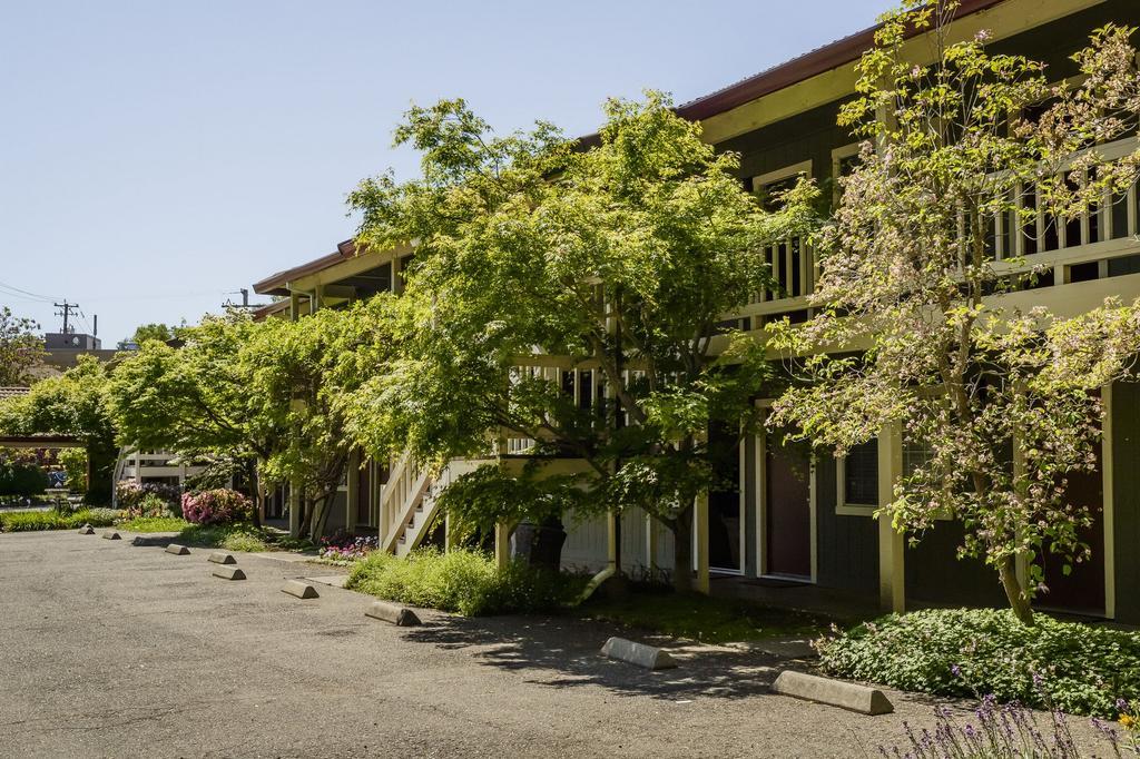 The Jack London Lodge Glen Ellen Exterior foto