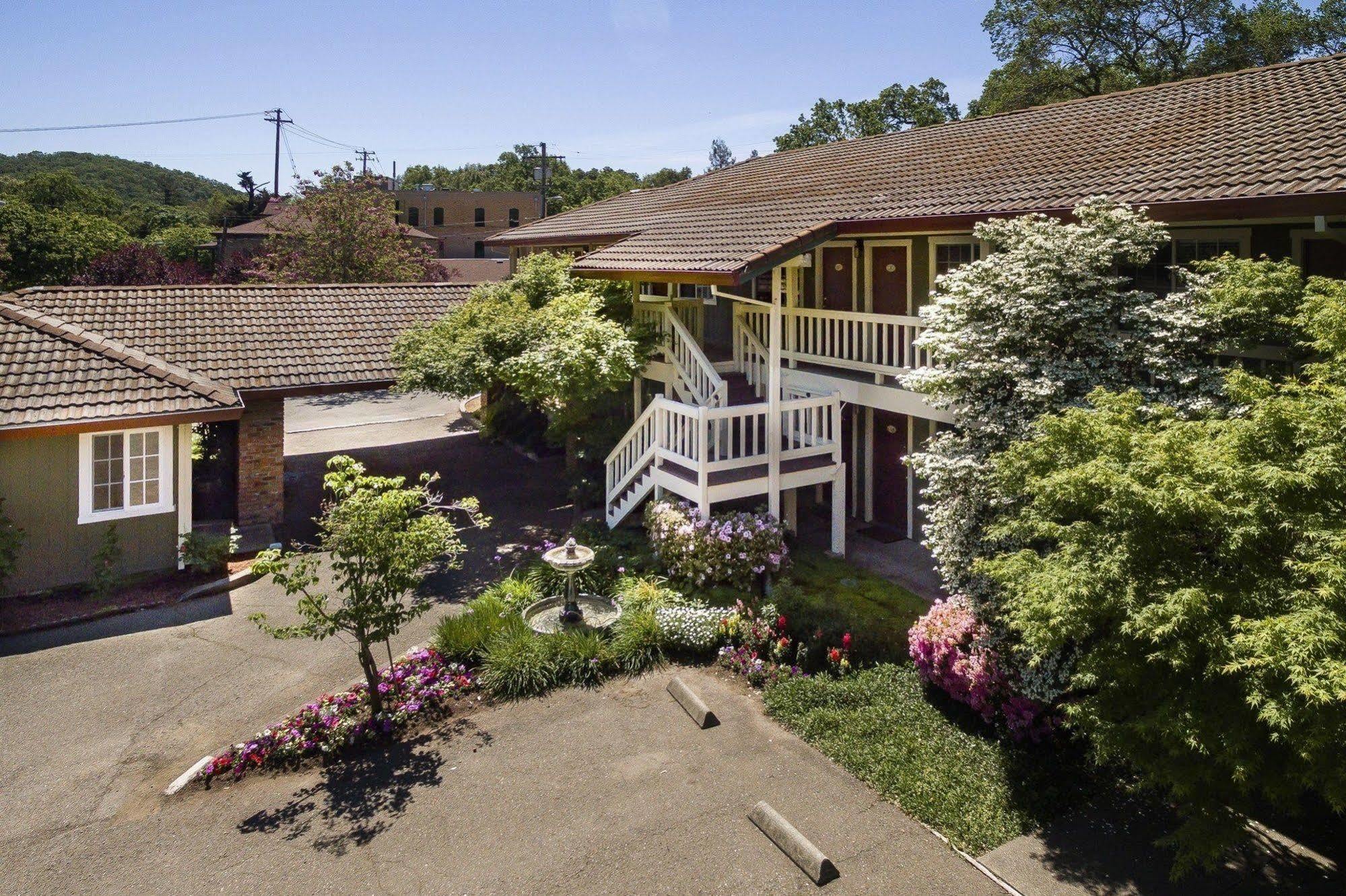 The Jack London Lodge Glen Ellen Exterior foto